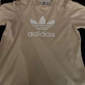 Adidas t shirt